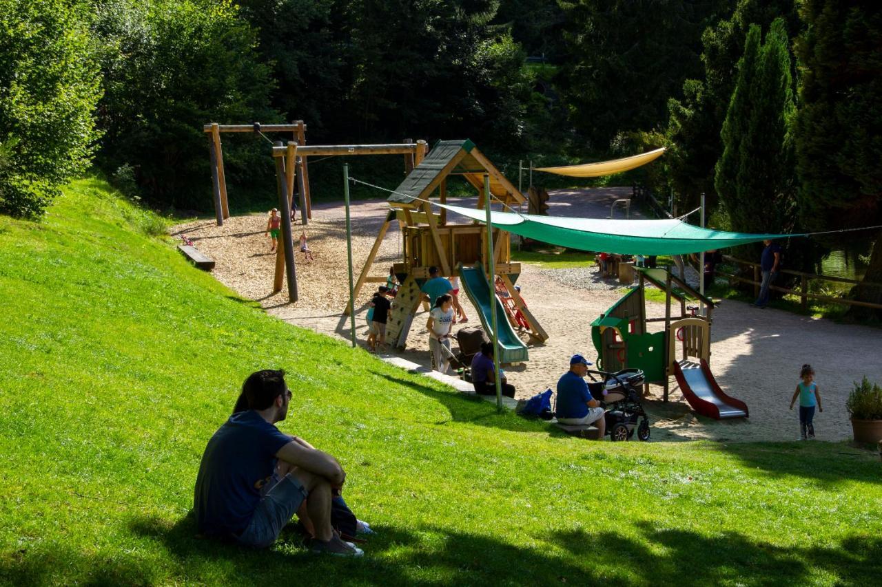 Self-Check-In Ferienwohnungen & Apartments Am Bergsee Triberg im Schwarzwald Zewnętrze zdjęcie